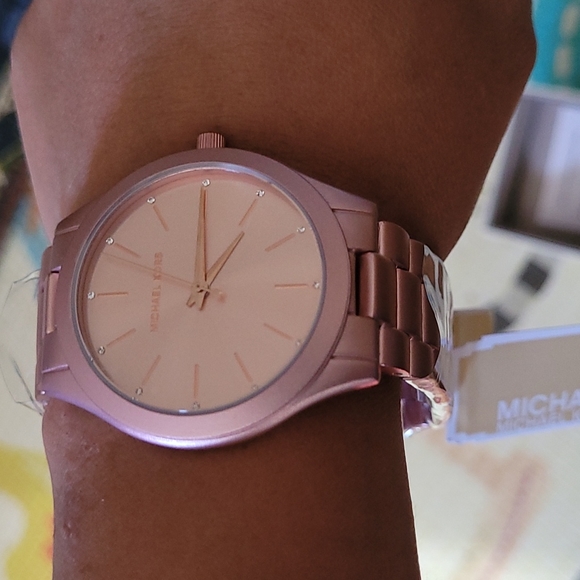 MK Watch - Picture 3 of 6